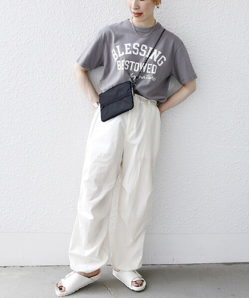 MAISON CANVVAS（メゾンキャンバス）の「【SHIPS any別注】MAISON CANVVAS: ミニ ショルダー/サコッシュ（ショルダーバッグ・レディース・ブラック/ベージュ/ピンク/ブルー・ONE SIZE）」の19枚目の写真