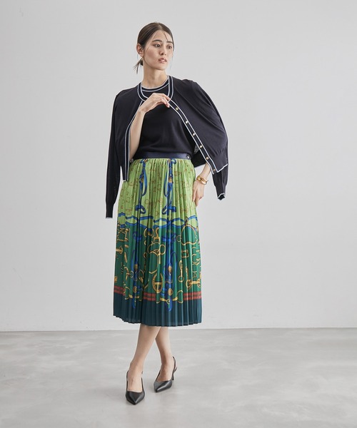 ROPE'（ロペ）の「【ドラマ着用】ハイゲージウォッシャブルクルーネックカーディガン/アンサンブル可能（カーディガン/ボレロ・レディース・ライトグレー/ライトグリーン/ボルドー/ピンク系その他2/ブルー系その他・FREE）」の12枚目の写真