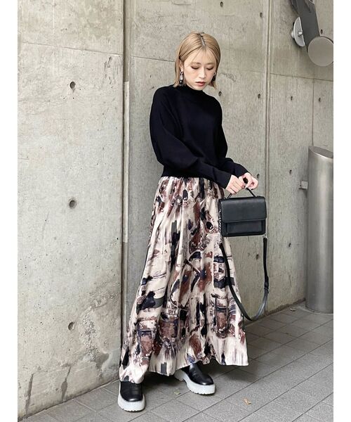 MURUA（ムルーア）の「モダンボトルネックニット（ニット/セーター・レディース・アイボリー/ブルー/ブラック/ベージュ・FREE）」の13枚目の写真