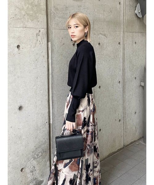 MURUA（ムルーア）の「モダンボトルネックニット（ニット/セーター・レディース・アイボリー/ブルー/ブラック/ベージュ・FREE）」の14枚目の写真