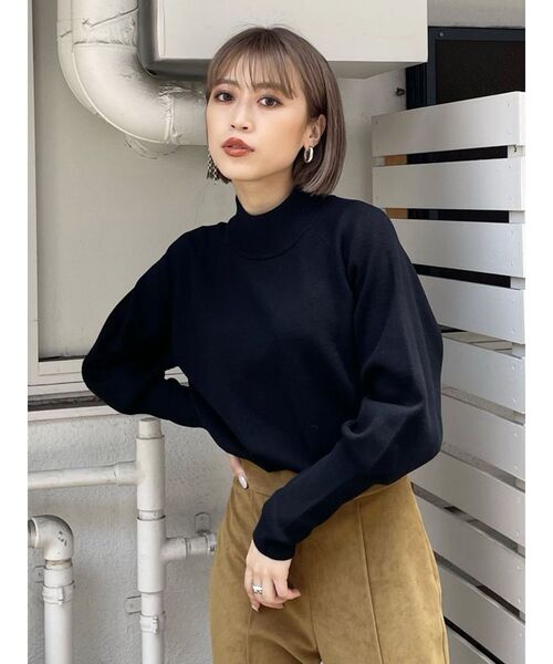 MURUA（ムルーア）の「モダンボトルネックニット（ニット/セーター・レディース・アイボリー/ブルー/ブラック/ベージュ・FREE）」の21枚目の写真