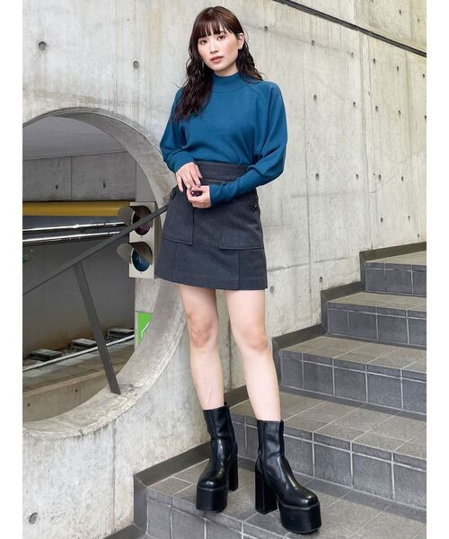 MURUA（ムルーア）の「モダンボトルネックニット（ニット/セーター・レディース・アイボリー/ブルー/ブラック/ベージュ・FREE）」の18枚目の写真