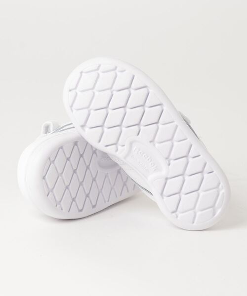 Reebok（リーボック）の「Reebok/リーボック　クラブシー 2V / CLUB C 2V（スニーカー・キッズ・ホワイト・15cm/14cm/13cm）」の2枚目の写真