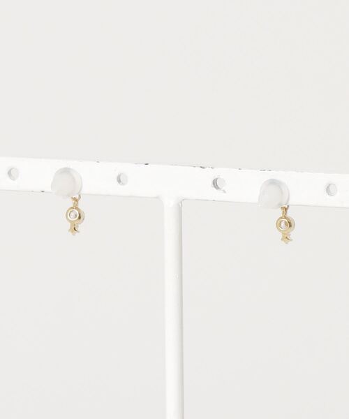 itam（アイタム）の「【itam】アイタム/ キュービックジルコニアセラミックポストピアス/ 金属アレルギー対応ピアス（ピアス（両耳用）・レディース・ピンクゴールド/ゴールド・FREE）」の3枚目の写真