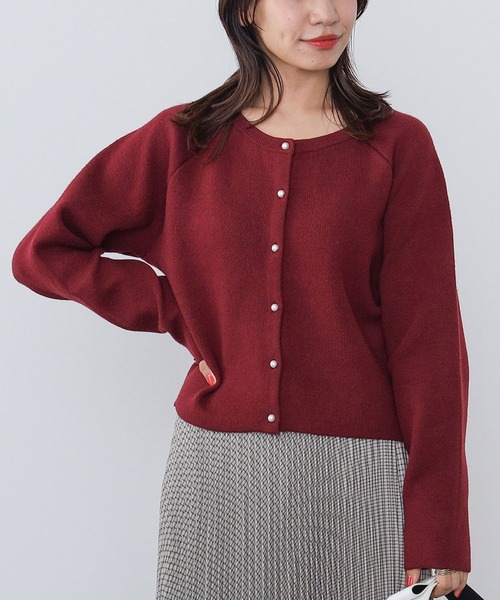 BEAMS HEART(ビームスハート)の「BEAMS HEART / ダブルフェイス パールボタン カーディガン(カーディガン/ボレロ・レディース・ブラック/レッド系その他7/カーキ・FREE)」の3枚目の写真