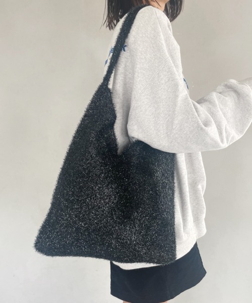 wears(ウェアーズ)の「【A4収納可】キラキラシャギーニットトートバッグ(トートバッグ・レディース・アイボリー/ブラック/シルバー・FREE)」の13枚目の写真