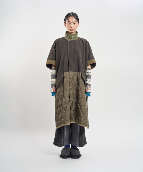 gomme（ゴム）の「モッサ　アーミーコート（ポンチョ・レディース・カーキ/ブラック・MEDIUM）」の5枚目の写真