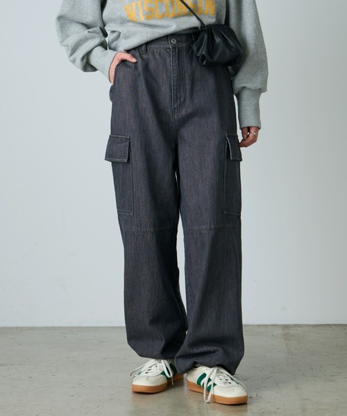 CIAOPANIC TYPY（チャオパニックティピー）の「【TYPYDENIM】カーゴデニム（デニムパンツ・レディース・ネイビー/ブラック・SMALL/MEDIUM）」の6枚目の写真