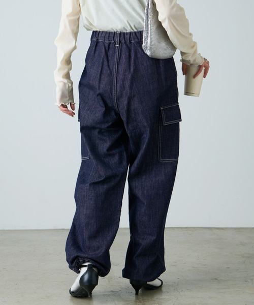 CIAOPANIC TYPY（チャオパニックティピー）の「【TYPYDENIM】カーゴデニム（デニムパンツ・レディース・ネイビー/ブラック・SMALL/MEDIUM）」の14枚目の写真