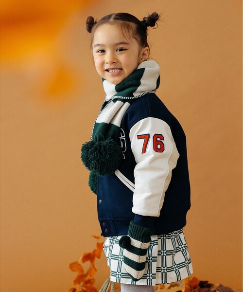 B:MING by BEAMS(ビーミングバイビームス)の「B:MING by BEAMS / ボーダー マフラー(マフラー・キッズ・グリーン/オレンジ・FREE)」の9枚目の写真