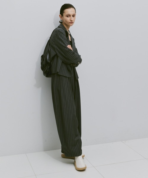 un/neu(アンノイ)の「ボリュームソールリブニットブーツ(ブーツ・レディース・アイボリー/ブラック・M/S/L)」の19枚目の写真