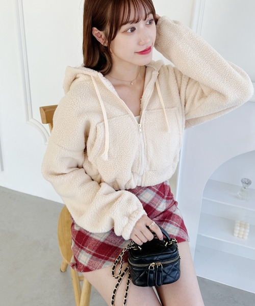 セール】クロップド丈ボアジップパーカー（パーカー）｜Loueme（ルエム