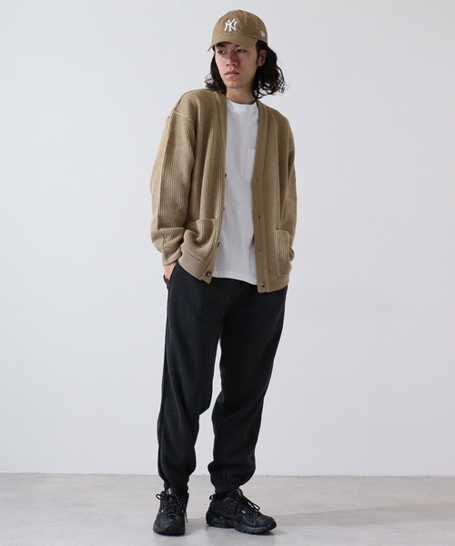 FUNALIVE(ファンアライブ)の「Sideline line sweat balloon pants / サイドライン ラインスウェットバルーンパンツ unisex(スウェットパンツ・メンズ・グレイッシュベージュ/オートミール/ヘザーチャコール/ブラック/パープル・XL/M/L)」の13枚目の写真