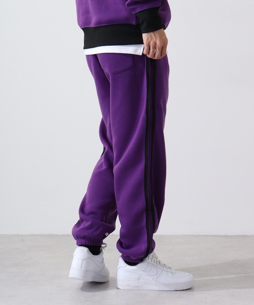 FUNALIVE(ファンアライブ)の「Sideline line sweat balloon pants / サイドライン ラインスウェットバルーンパンツ unisex(スウェットパンツ・メンズ・グレイッシュベージュ/オートミール/ヘザーチャコール/ブラック/パープル・XL/M/L)」の10枚目の写真