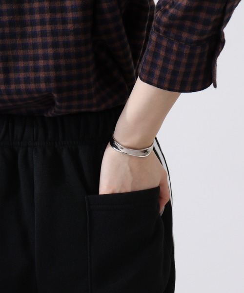 FUNALIVE(ファンアライブ)の「Sideline line sweat balloon pants / サイドライン ラインスウェットバルーンパンツ unisex(スウェットパンツ・メンズ・グレイッシュベージュ/オートミール/ヘザーチャコール/ブラック/パープル・XL/M/L)」の22枚目の写真