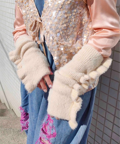 Casselini（キャセリーニ）の「Casselini(キャセリーニ)フリルシャギーアームウォーマー（手袋・レディース・オフホワイト/ブルー/ブラック・FREE）」の12枚目の写真