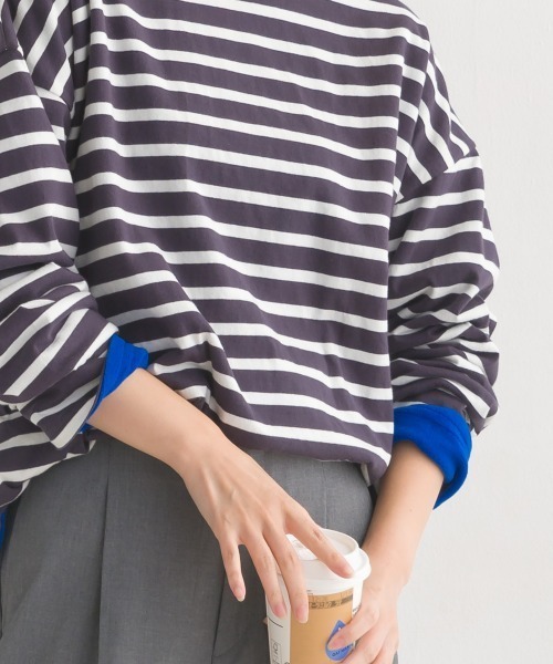 OMNES(オムネス)の「裏フリースあったか長袖Tシャツ(Tシャツ/カットソー・レディース・ベージュ/ホワイト/ホワイト×ブラック/ブラック/グレー系その他/グレー×ホワイト・MEDIUM/LARGE)」の5枚目の写真