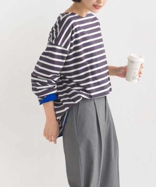 OMNES(オムネス)の「裏フリースあったか長袖Tシャツ(Tシャツ/カットソー・レディース・ベージュ/ホワイト/ホワイト×ブラック/ブラック/グレー系その他/グレー×ホワイト・MEDIUM/LARGE)」の22枚目の写真