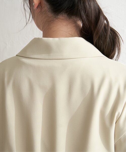 ikka(イッカ)の「ゆるテーラードコート(テーラードジャケット・レディース・カーキオリーブ/ネイビー/ベージュ・M/L/S)」の15枚目の写真