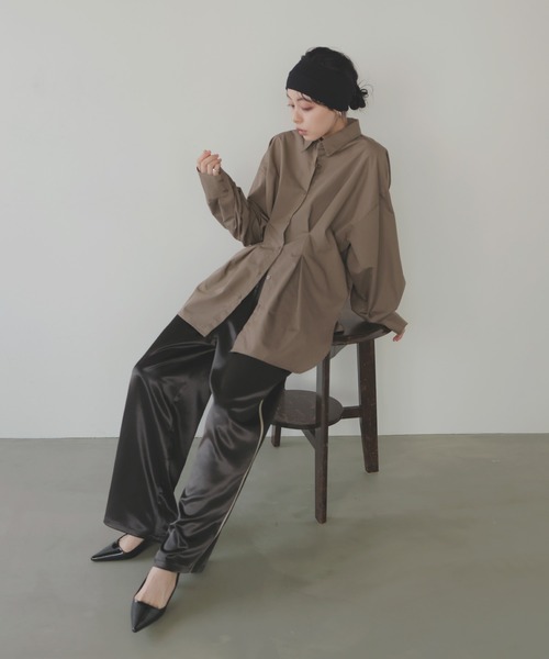 LIAN（リアン）の「ウエストタックカラーシャツ　【入荷禁止】（シャツ/ブラウス・レディース・ブラック/ブルー/オフホワイト/イエロー/ピンク/チャコールグレー/アイボリー/カーキ/ライトブルー/イエロー系その他/ピンク系その他/ブルー系その他/ピンク系その他2/ベージュ系その他/ブラウン/ブルー系その他2・FREE）」の20枚目の写真