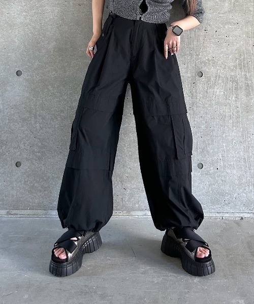 PAGEBOY（ページボーイ）の「パラシュートパンツ（その他パンツ・レディース・ブラック/カーキ/ベージュ・FREE）」の2枚目の写真