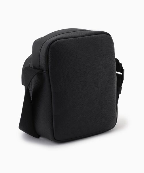 【新品】カルバンクライン リポーターバッグ ショルダーバッグ モノロゴ 黒 Calvin Klein（カルバン・クライン）の「CK マスト リポーターバッグ