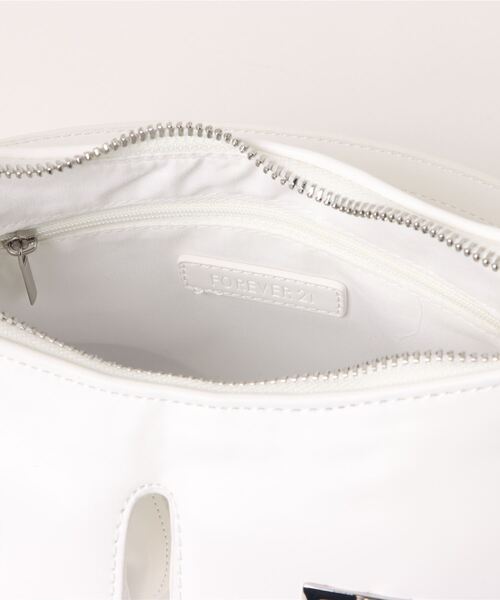 FOREVER 21(フォーエバー トゥエンティーワン)の「ミニショルダーバッグ(ショルダーバッグ・レディース・ブラック/ホワイト・FREE)」の12枚目の写真