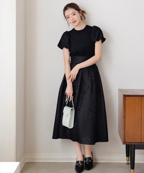 SWINGLE（スウィングル）の「異素材スリーブクルーネックニットプルオーバー（ニット/セーター・レディース・ブラック/ピンク/アイボリー・FREE）」の9枚目の写真