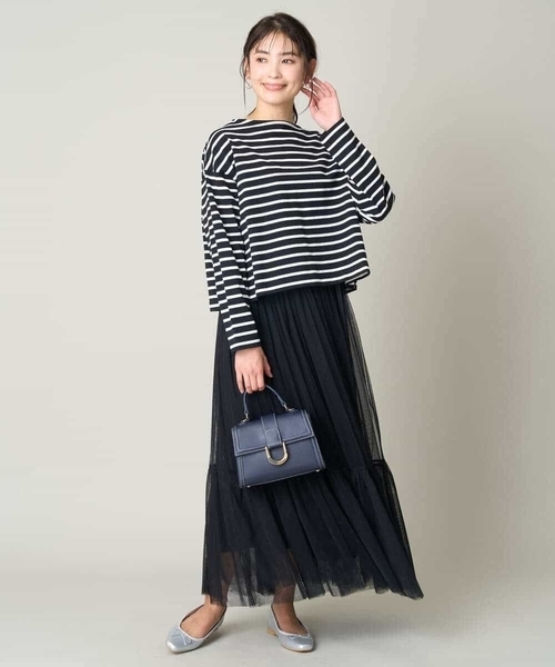 a.v.v(アーヴェヴェ)の「クロップドボーダーカットソー(Tシャツ/カットソー・レディース・ホワイト/アイボリー/ブラック/ミント・38/40/36)」の16枚目の写真