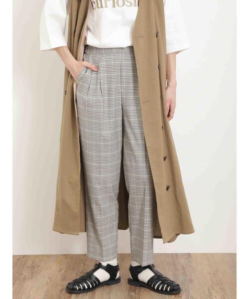 Samansa Mos2（サマンサ モスモス）の「【Lサイズ / WEB限定】スッキリテーパードパンツ（スラックス・レディース・チャコールグレー/グリーン/ベージュ/ブラック/オリーブ・M/L）」の4枚目の写真