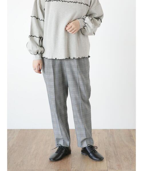 Samansa Mos2（サマンサ モスモス）の「【Lサイズ / WEB限定】スッキリテーパードパンツ（スラックス・レディース・チャコールグレー/グリーン/ベージュ/ブラック/オリーブ・M/L）」の6枚目の写真