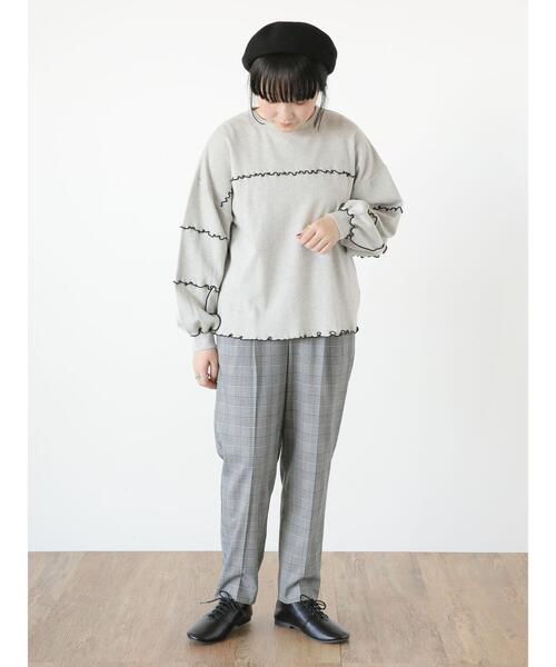 Samansa Mos2（サマンサ モスモス）の「【Lサイズ / WEB限定】スッキリテーパードパンツ（スラックス・レディース・チャコールグレー/グリーン/ベージュ/ブラック/オリーブ・M/L）」の11枚目の写真