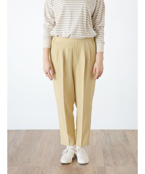 Samansa Mos2（サマンサ モスモス）の「【Lサイズ / WEB限定】スッキリテーパードパンツ（スラックス・レディース・チャコールグレー/グリーン/ベージュ/ブラック/オリーブ・M/L）」の17枚目の写真