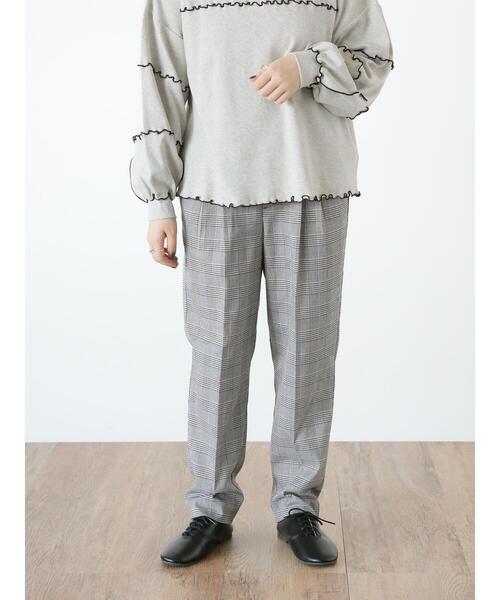 Samansa Mos2（サマンサ モスモス）の「【Lサイズ / WEB限定】スッキリテーパードパンツ（スラックス・レディース・チャコールグレー/グリーン/ベージュ/ブラック/オリーブ・M/L）」の22枚目の写真