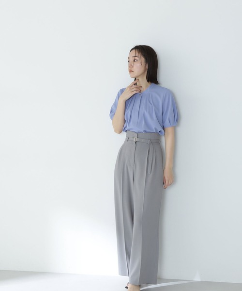 NATURAL BEAUTY BASIC（ナチュラルビューティーベーシック）の「◇フロントタックパフスリーブブラウス（シャツ/ブラウス・レディース・オフホワイト/グレー/ピンク/グレイッシュベージュ/グレー系その他/ブルー・MEDIUM/SMALL）」の18枚目の写真