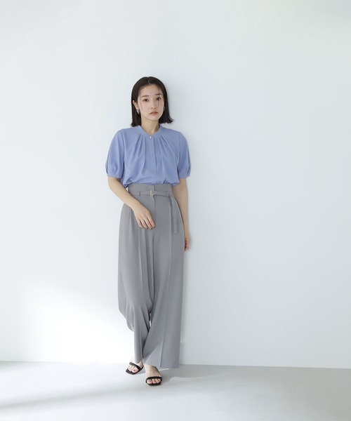 NATURAL BEAUTY BASIC（ナチュラルビューティーベーシック）の「◇フロントタックパフスリーブブラウス（シャツ/ブラウス・レディース・オフホワイト/グレー/ピンク/グレイッシュベージュ/グレー系その他/ブルー・MEDIUM/SMALL）」の20枚目の写真