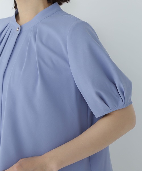 NATURAL BEAUTY BASIC（ナチュラルビューティーベーシック）の「◇フロントタックパフスリーブブラウス（シャツ/ブラウス・レディース・オフホワイト/グレー/ピンク/グレイッシュベージュ/グレー系その他/ブルー・MEDIUM/SMALL）」の14枚目の写真