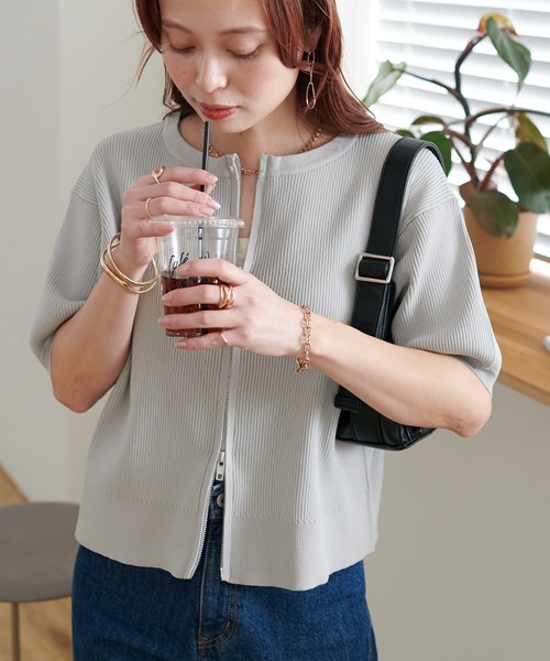 DISCOAT（ディスコート）の「ライトスポンディッシュWジップ半袖カーデ（カーディガン/ボレロ・レディース・ホワイト×ブラック/アイボリー/レッド/サックスブルー/ブラック/グレー・FREE）」の19枚目の写真