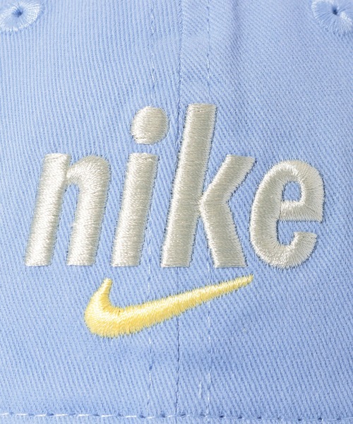 NIKE(ナイキ)の「NIKE NAN NIKE SWOOSH CURVE BRIM CAP(キャップ・キッズ・ブルー/ピンク・FREE)」の8枚目の写真