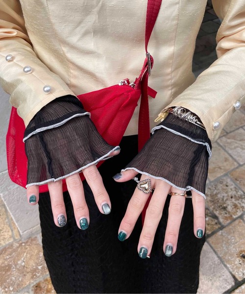 CONTROL FREAK / CTFK（コントロールフリーク）の「CONTROL FREAK(コントロールフリーク)シアーアームカバー（アームカバー・レディース・ブラック/ブルー/アイボリー・FREE）」の7枚目の写真