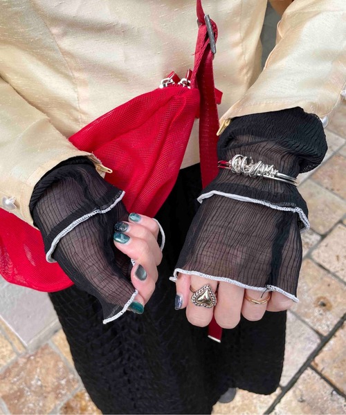 CONTROL FREAK / CTFK（コントロールフリーク）の「CONTROL FREAK(コントロールフリーク)シアーアームカバー（アームカバー・レディース・ブラック/ブルー/アイボリー・FREE）」の8枚目の写真