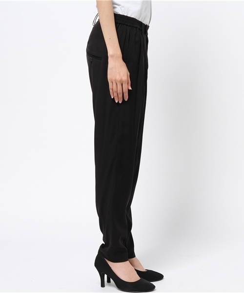 JOURNAL STANDARD（ジャーナルスタンダード）の「キュプラモダール タックパンツ#（その他パンツ・レディース・ベージュ/カーキ/ブラック・36/40/38）」の6枚目の写真