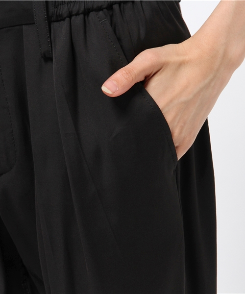 JOURNAL STANDARD（ジャーナルスタンダード）の「キュプラモダール タックパンツ#（その他パンツ・レディース・ベージュ/カーキ/ブラック・36/40/38）」の12枚目の写真