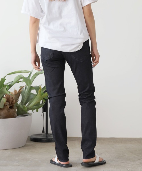 WHEIR(ウェア)の「WHEIR/ウェア ハイパーストレッチジーンズ(デニムパンツ・メンズ・ダークブラック/ワンウォッシュ・31/29/27)」の19枚目の写真