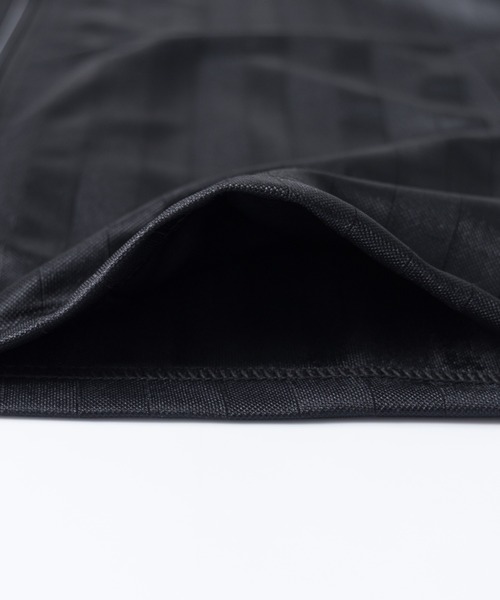 NYLAUS（ナイラス）の「シャドーストライプ サイドライン トラックスーツ ジャージ上下セット（スポーツグッズ・メンズ・ブルー/ワイン系/ブラック系2/ブラック系1・LL/M/L）」の10枚目の写真