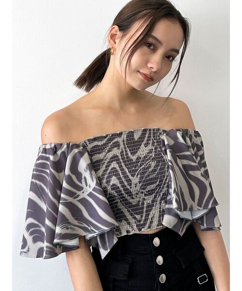 EMODA（エモダ）の「ペタルスリーブショートトップ（Tシャツ/カットソー・レディース・その他/ブラック/アイボリー・FREE）」の12枚目の写真