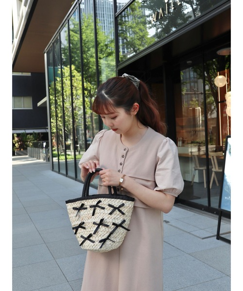 JUMELLE(ジュメロ)の「ribbon straw bag(かごバッグ・レディース・ブラック・FREE)」の7枚目の写真