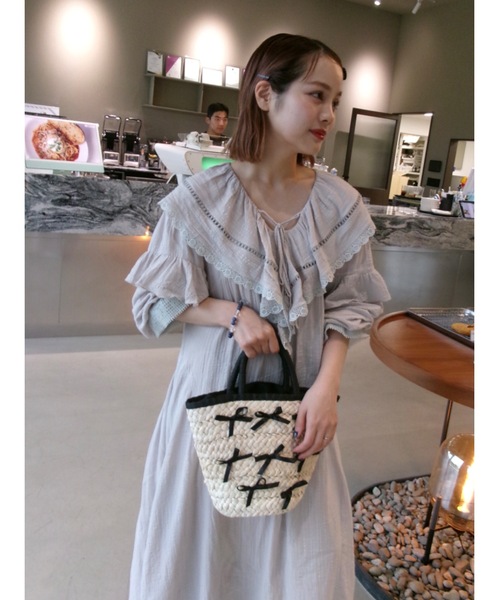 JUMELLE(ジュメロ)の「ribbon straw bag(かごバッグ・レディース・ブラック・FREE)」の14枚目の写真