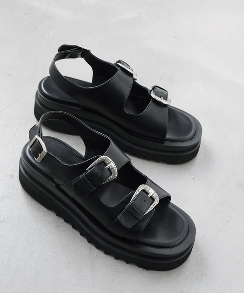 JUNRED（ジュンレッド）の「シンセティックレザーヒールストラップサンダル（サンダル・メンズ・ブラック系その他・S/M/L）」の4枚目の写真