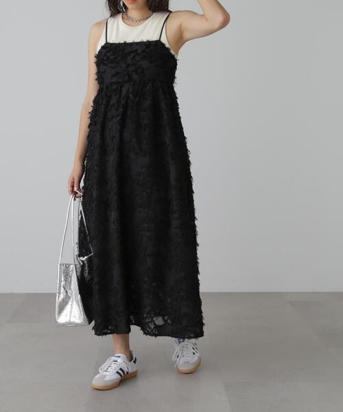 FREE'S MART（フリーズマート）の「◆フリンジジャガードキャミワンピース（ワンピース・レディース・ホワイト/ブラック・SMALL/MEDIUM）」の4枚目の写真